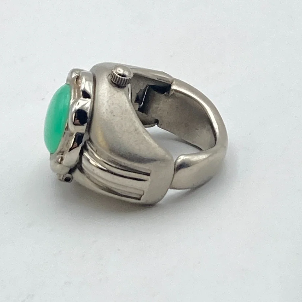 Persona Ring Watch Women Hidden Dial Silver Tone Green Cats Eye New Battery